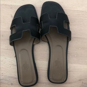 Hermès Oran sandals 39